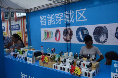 決戰反擊，華強北“賽格工廠店”打響電子產品研發與銷售新號角